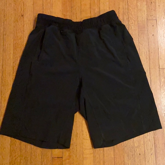 Lululemon athletica men's shorts - size S